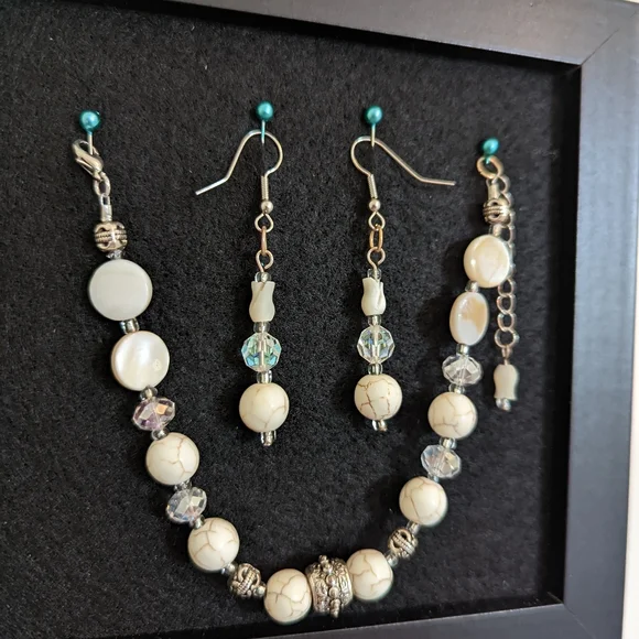 Handmade earrings and bracelet set - Picture 3 of 3